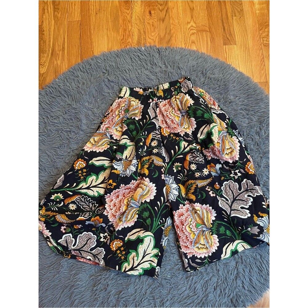 May B Extra Wide Leg Shorts Green Pink Blooms Floral Print Size S NWT